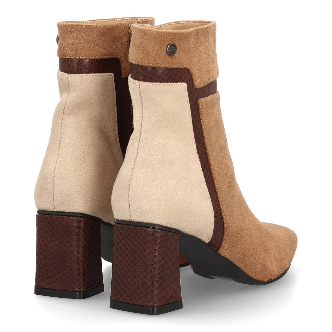 A-5435-Camel