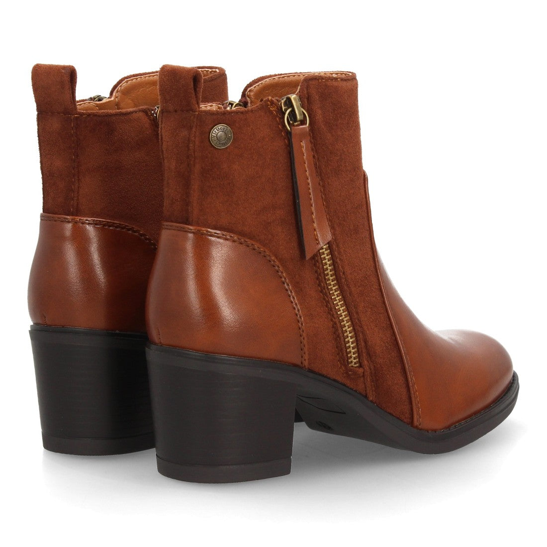 VR6-3353-Camel